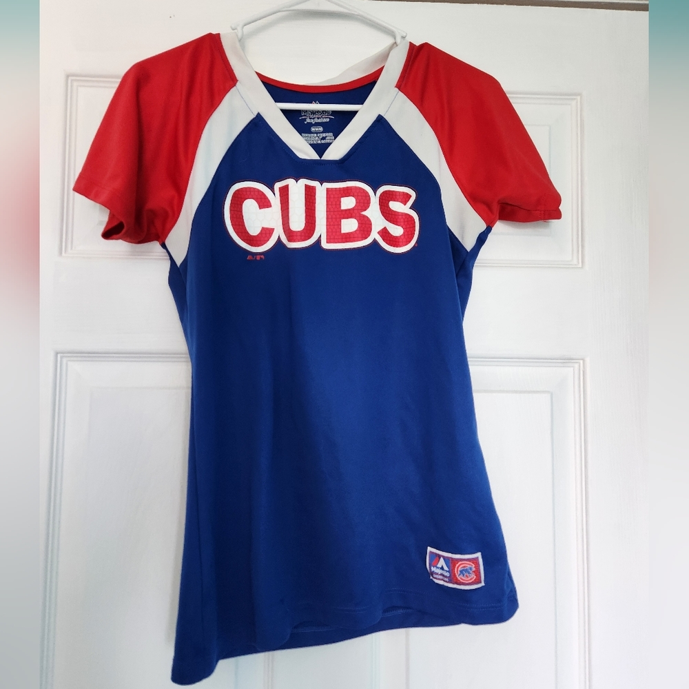 Majestic Cubs v-neck women's slim fit t-shirt